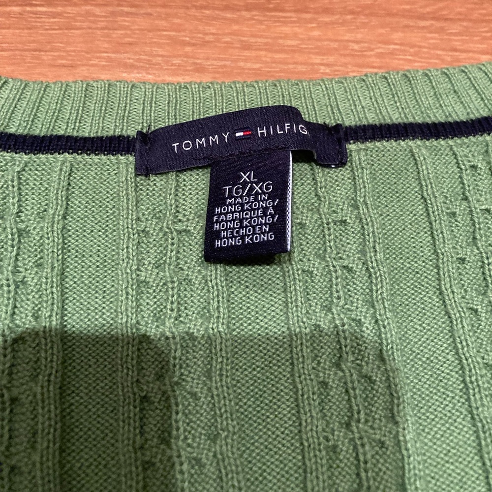 Tommy Hilfiger Women’s Kelly Green Sweater XL Like New V-Neck Cableknit - Picture 3 of 7